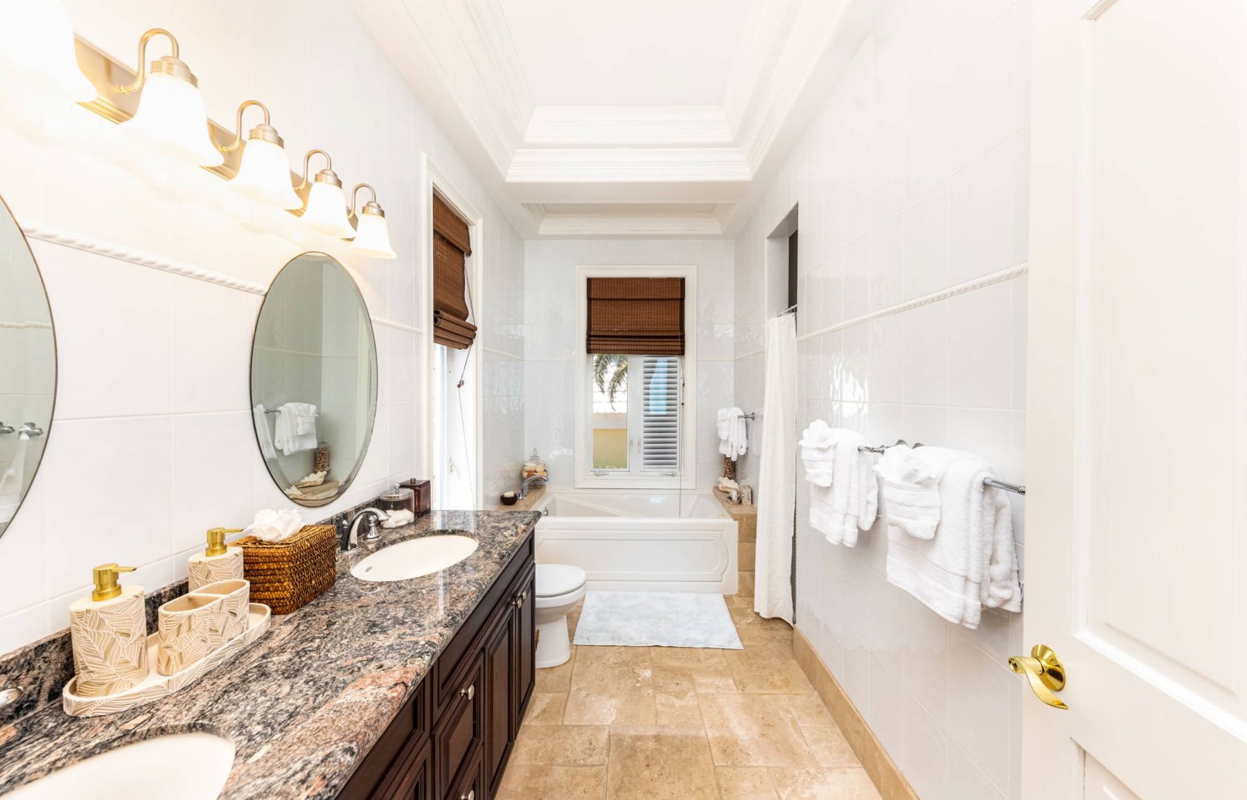 Ocean Pearl Villa villa photo.
